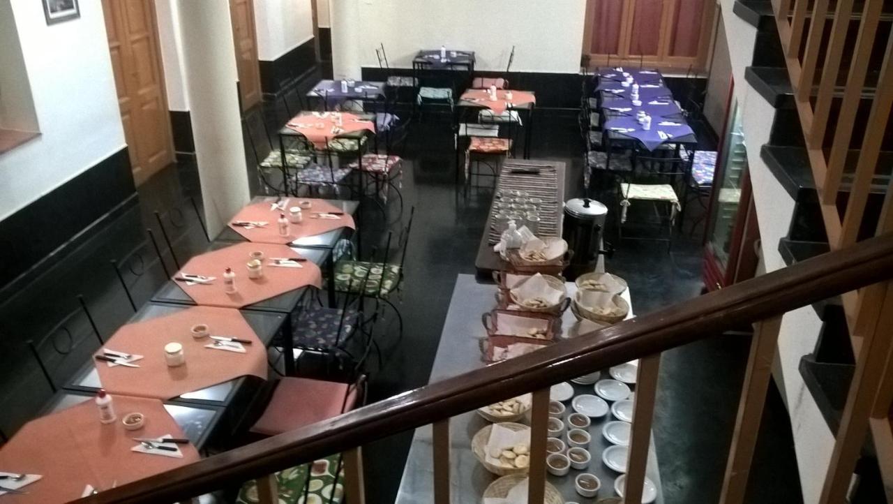 Los Amigos De La Linda 萨尔塔 外观 照片